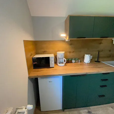 Przystanek - Komuny Paryskiej 3 Apartament