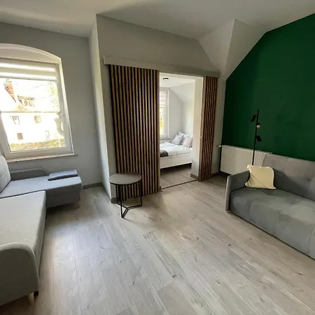 Przystanek - Komuny Paryskiej 3 Karpacz