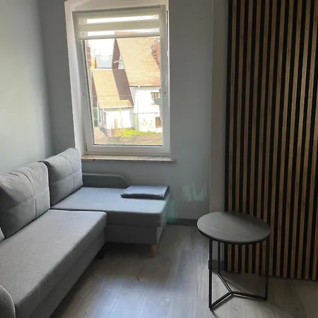 Przystanek - Komuny Paryskiej 3a Karpacz