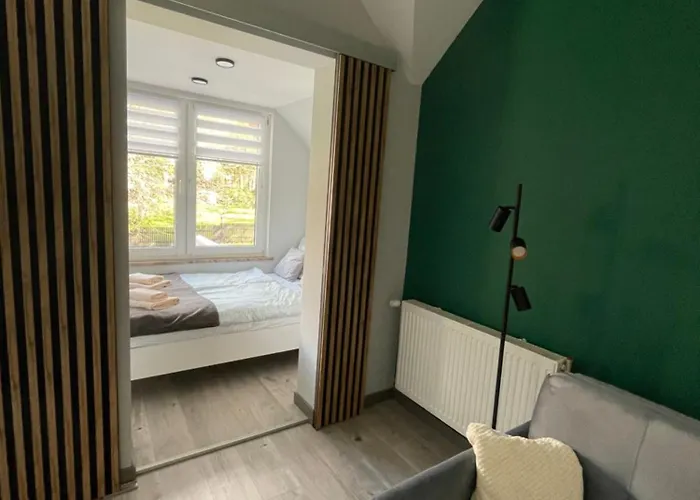 Przystanek - Komuny Paryskiej 3 Apartament