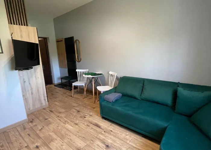 Apartment Przystanek - Komuny Paryskiej 3