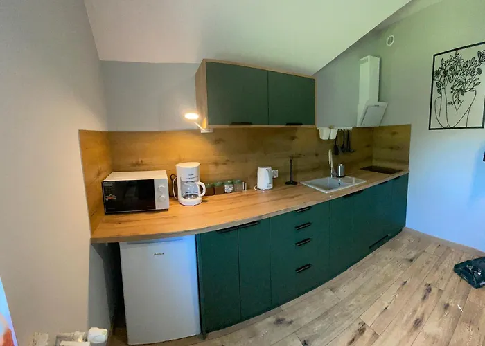 Przystanek - Komuny Paryskiej 3 Apartament *