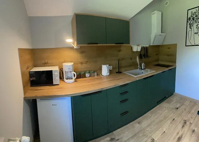 Przystanek - Komuny Paryskiej 3 Karpacz